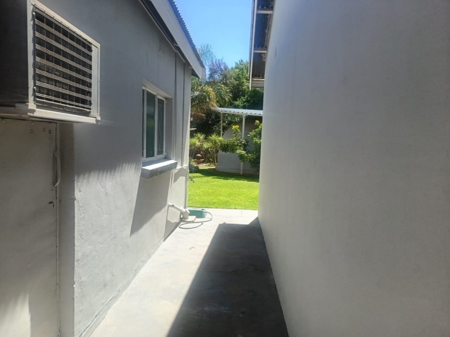 3 Bedroom Property for Sale in Verwoerdpark Northern Cape